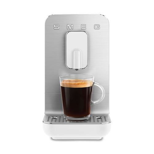 SMEG Kaffeevollautomat BCC01 bei MIOMONDO - Bild 2